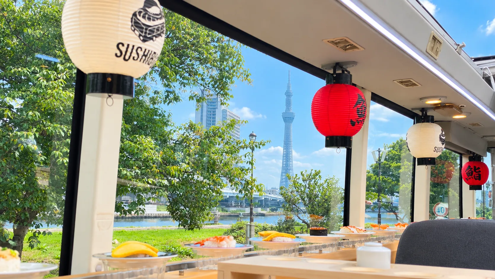 株式会社SUSHIBUS バス内画像